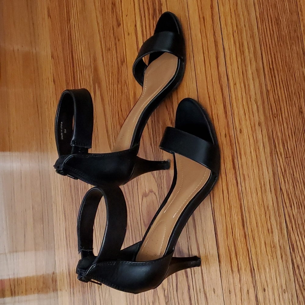 Style & Co heels